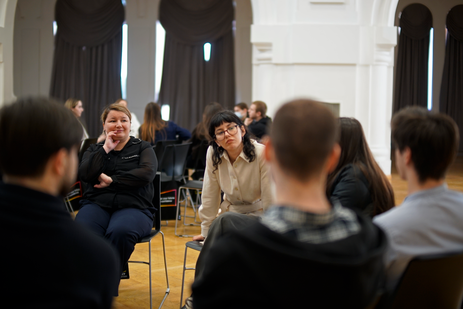 შეხვედრა აუდიტორული კომპანია EY-ის წარმომადგენელთან